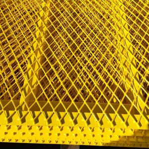 mesh fence (17)