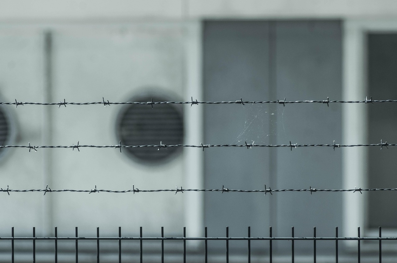 ODM Barbed Wire Mesh,ODM Barbed Wire Net,ODM Metal Barbed Wire,ODM Steel Barbed Wire